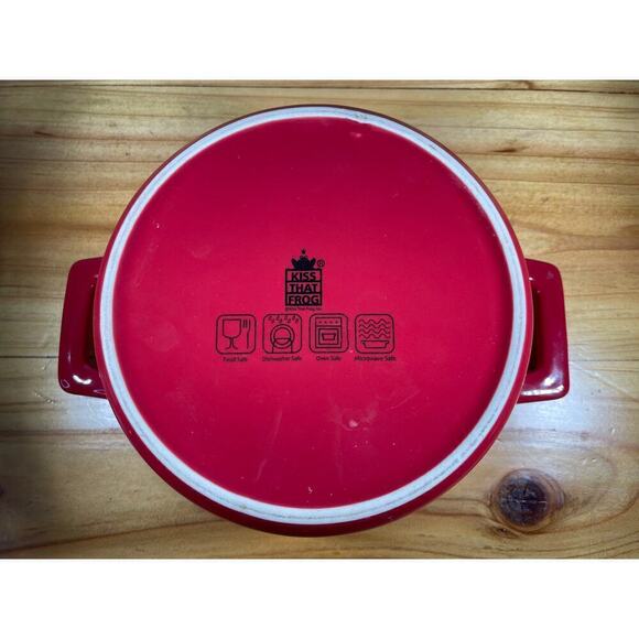 Red Brie Cheese Fromage Baket Red Gourmet Kiss That Frog Collection - Picture 3 of 7